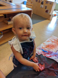 baby-with-finger-paints
